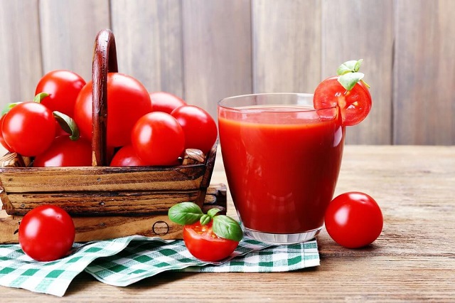 Quả cà chua chứa nhiều chất dinh dưỡng giúp phòng bệnh hiệu quả